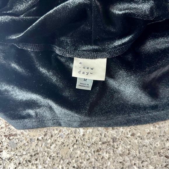 NWOT A New Day Women's Ruched Tank Top - Black - Size M - Picture 3 of 7